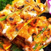 草木炊煙鄉(xiāng)味館